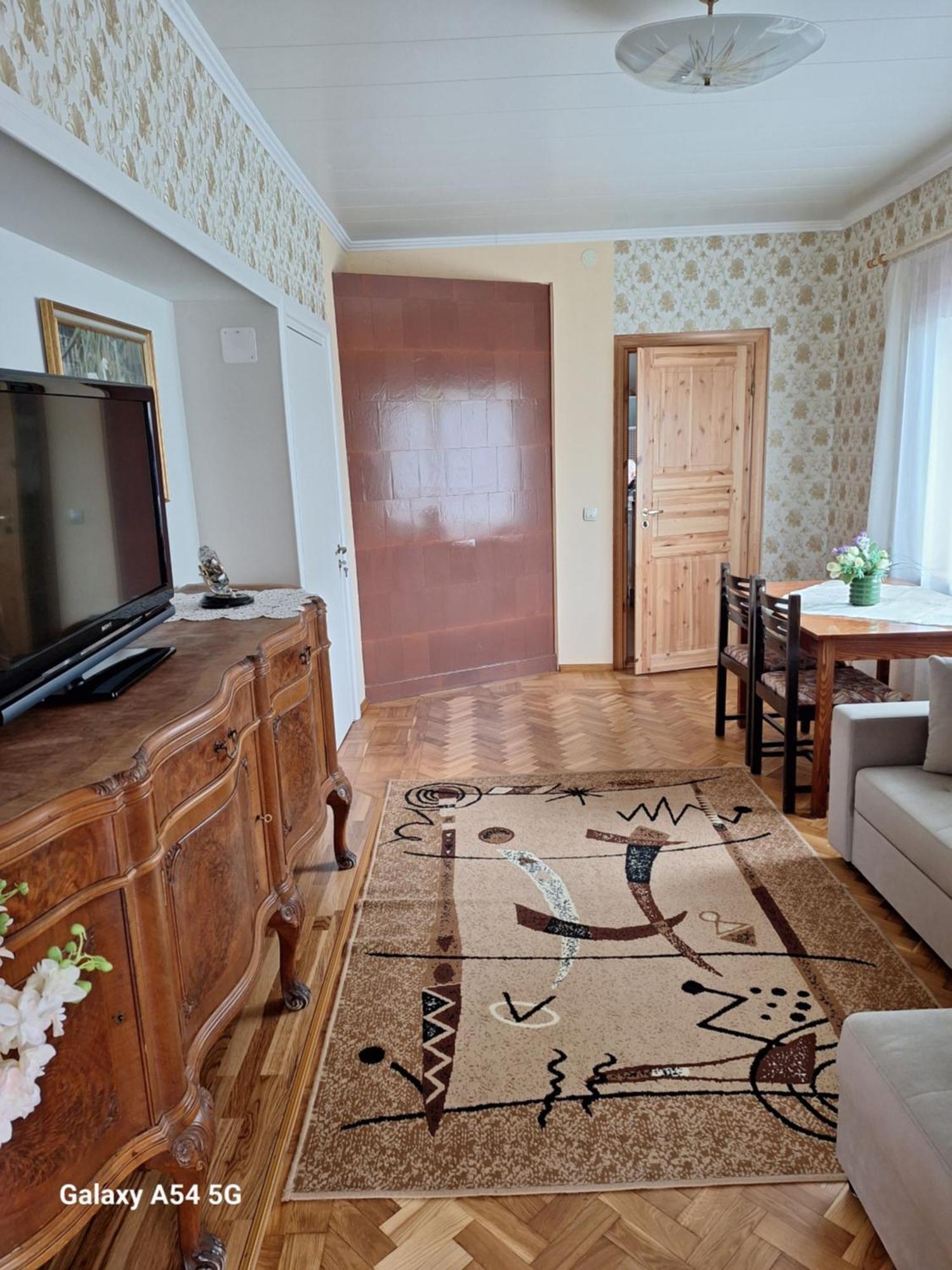 Soliid Apartment Pärnu Exteriör bild